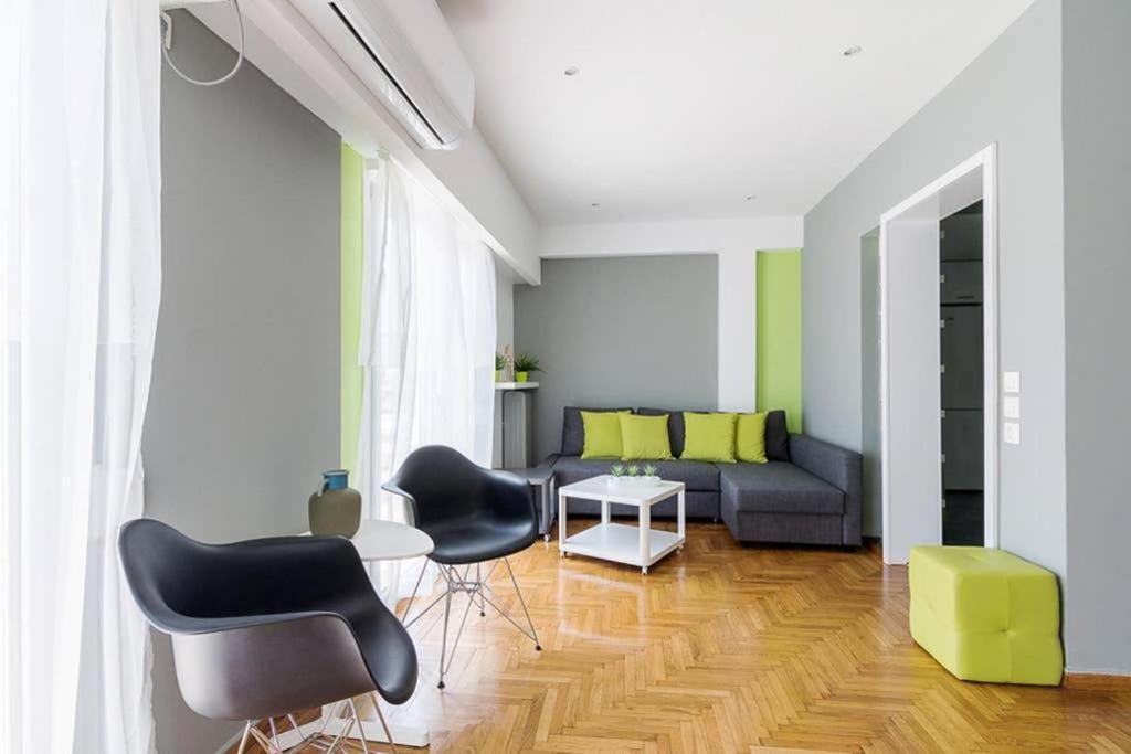 Sunlit 2Br Oasis In Metaxourghio 3Min From Metro Leilighet Athen Eksteriør bilde