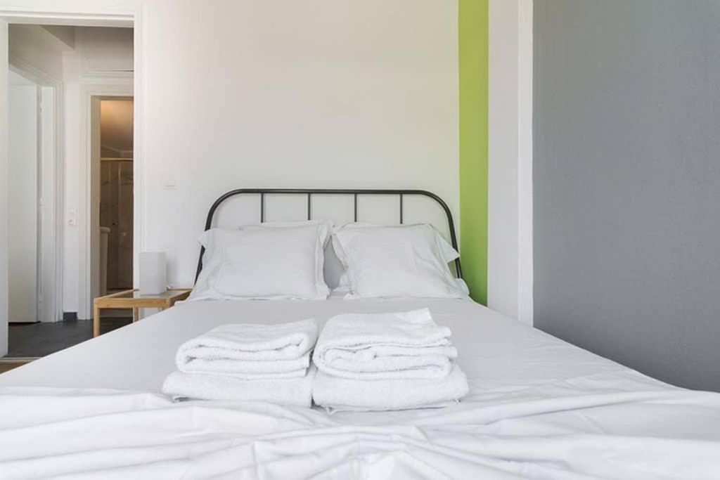 Sunlit 2Br Oasis In Metaxourghio 3Min From Metro Leilighet Athen Eksteriør bilde
