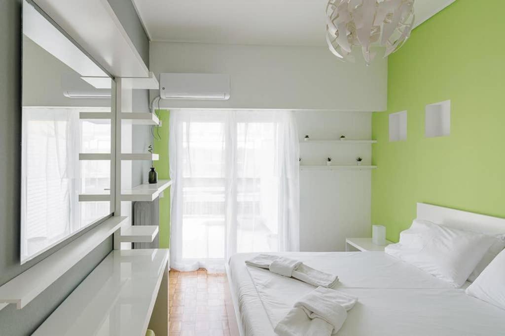 Sunlit 2Br Oasis In Metaxourghio 3Min From Metro Leilighet Athen Eksteriør bilde